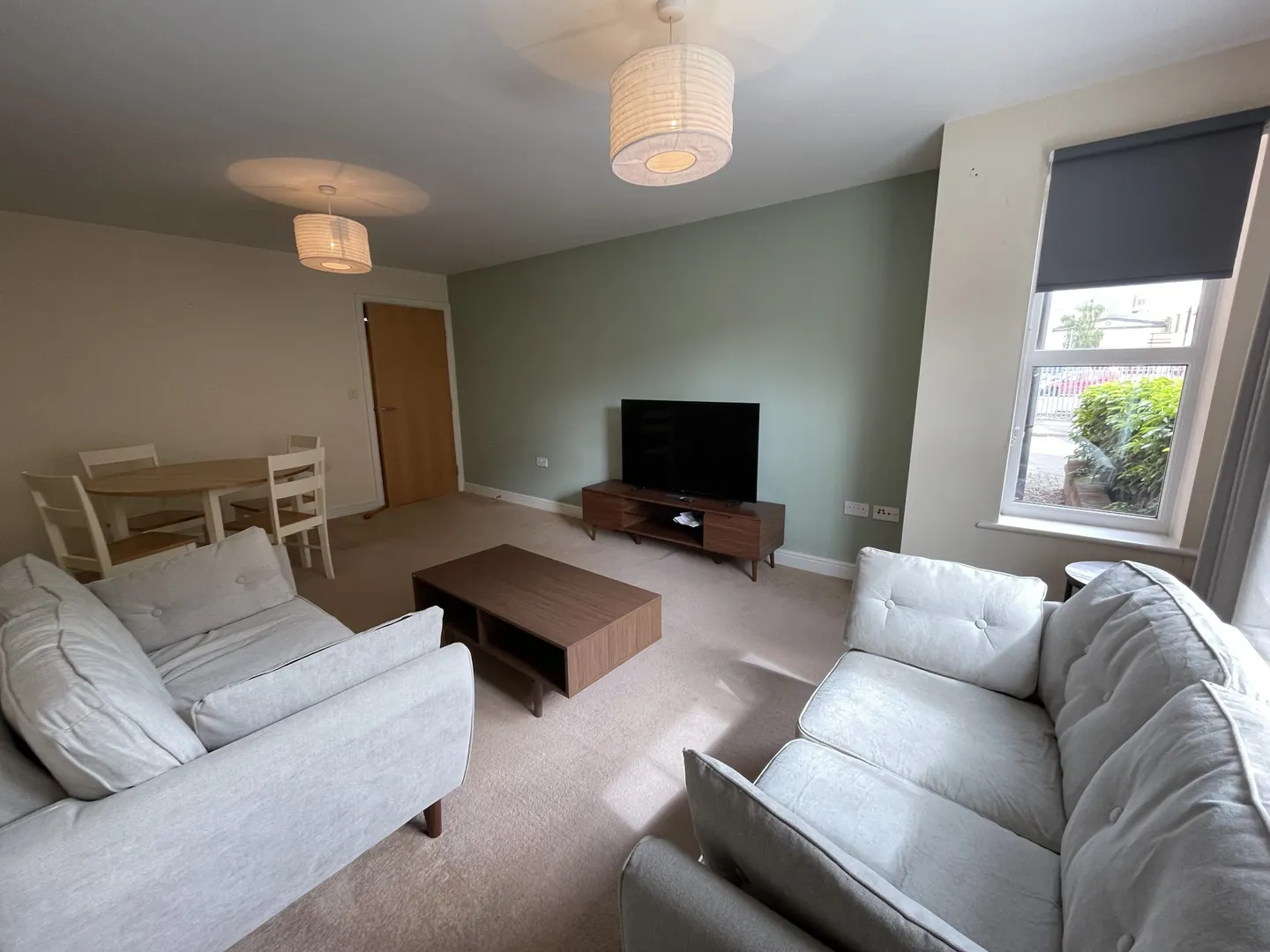 Student Flat: 2 Bed // Aug 2026 - Image 1